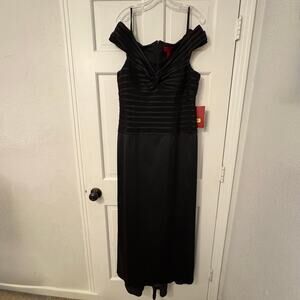 JS Collections Style 856360 Off the Shoulder Black Satin Formal Gown Size 16 NWT